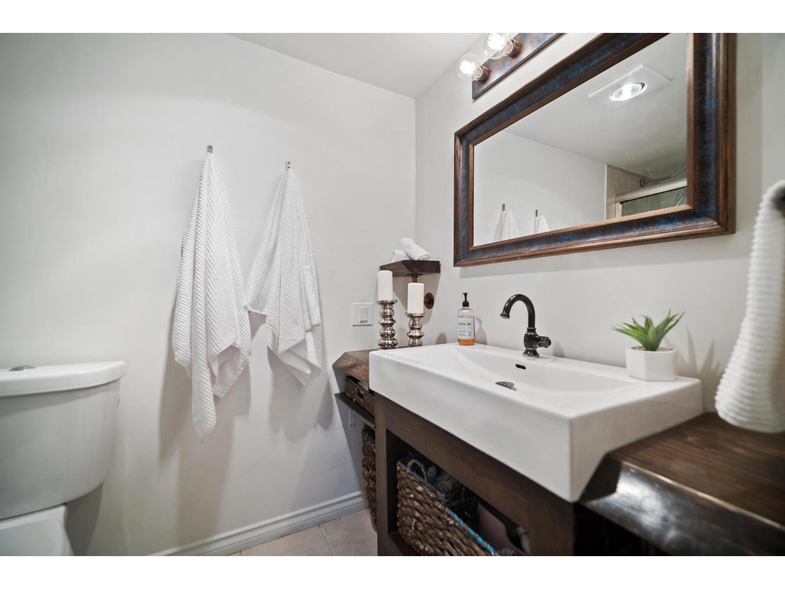 101 1331 FOSTER STREET, Surrey