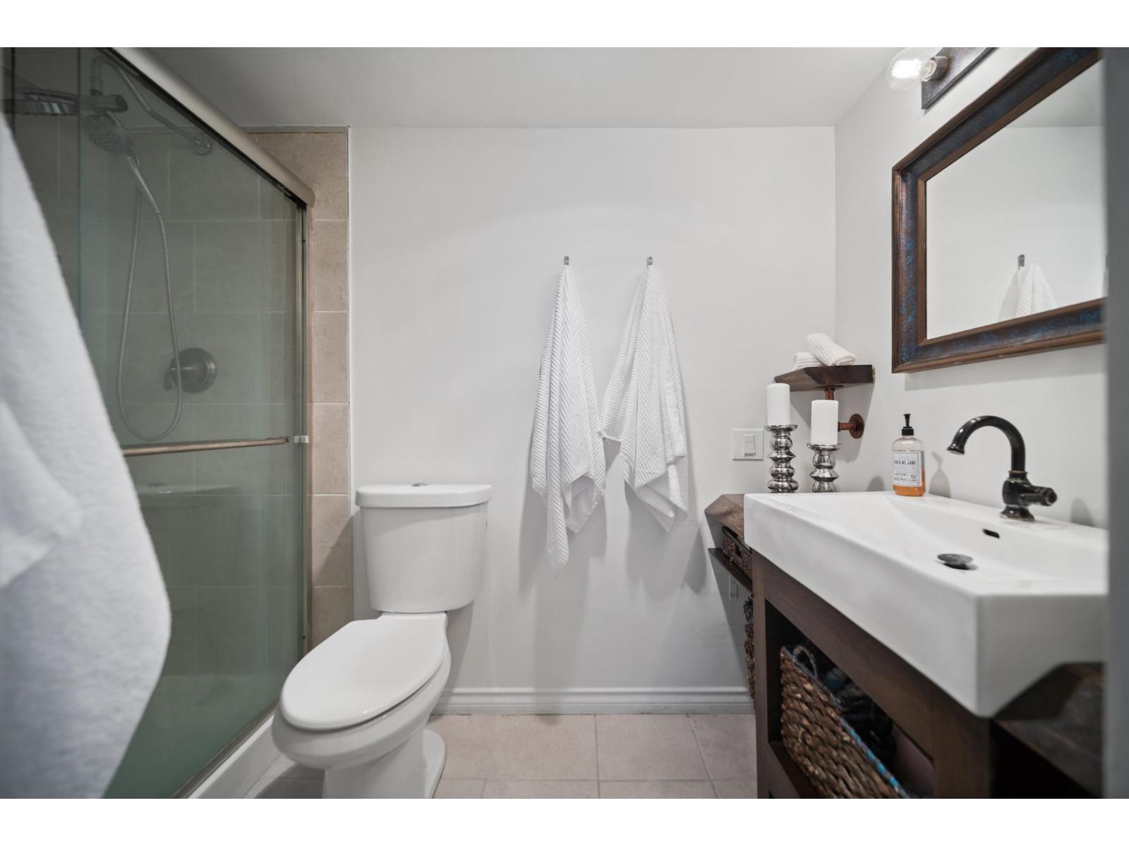 101 1331 FOSTER STREET, Surrey