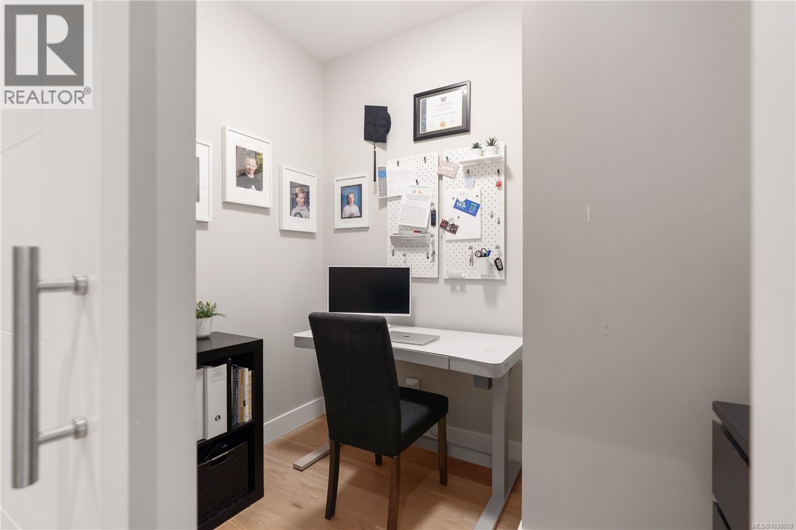  922 Greystone Place, Langford