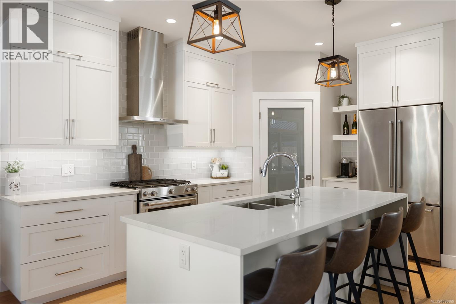  922 Greystone Place, Langford