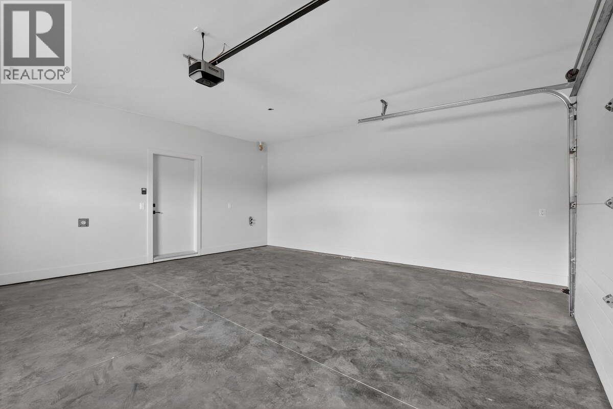  2125 Montenegro Drive, Kelowna