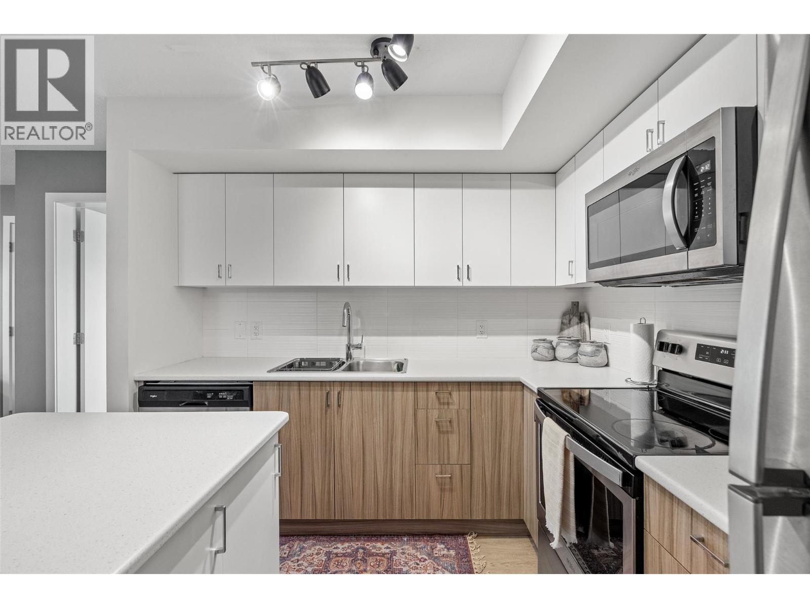 695 Academy Way Unit# 217, Kelowna