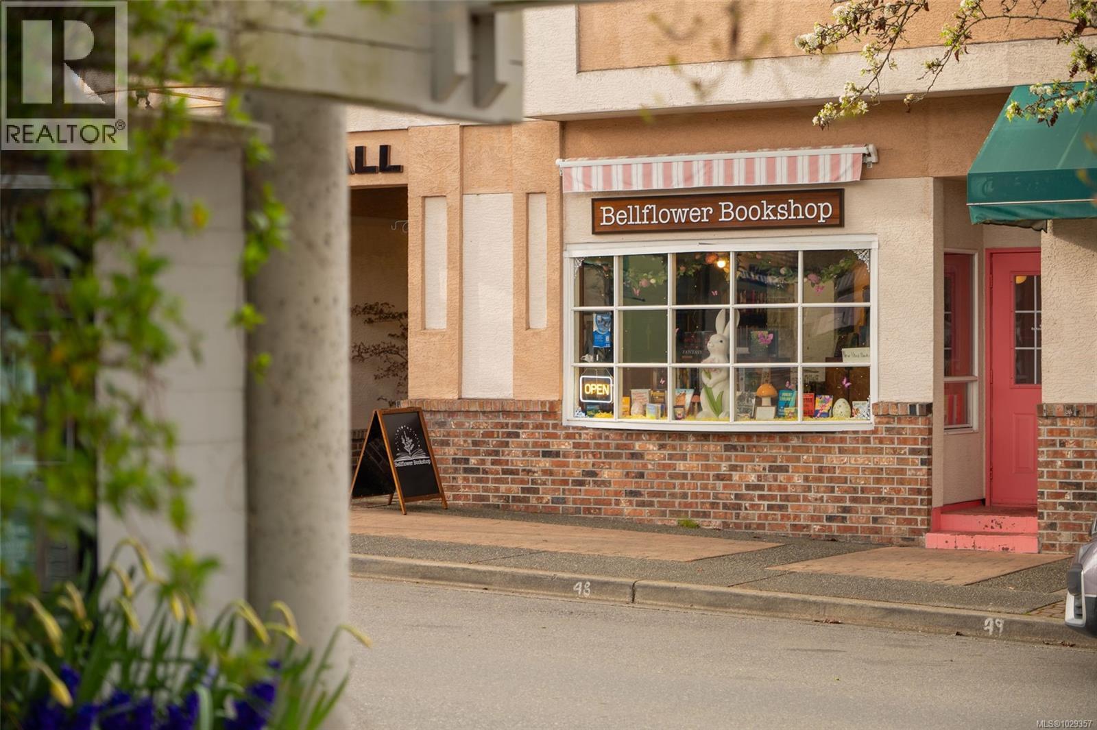 #12 703 TURNER RD - 22