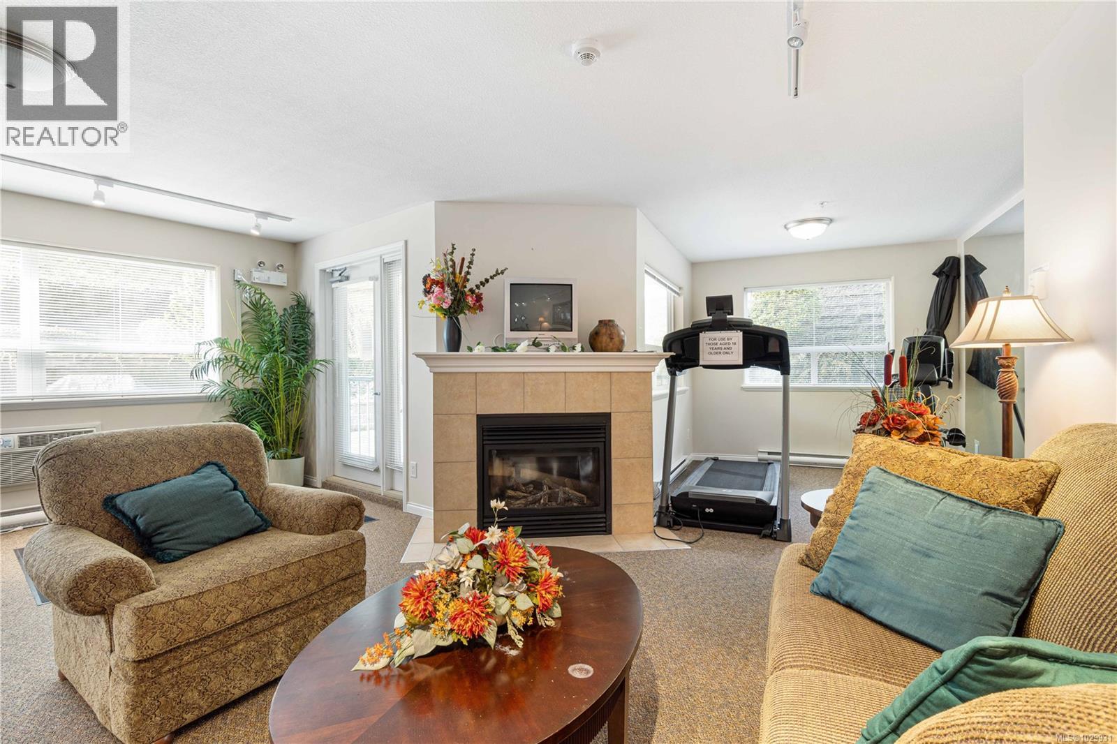 #211 1633 Dufferin Cres - 29