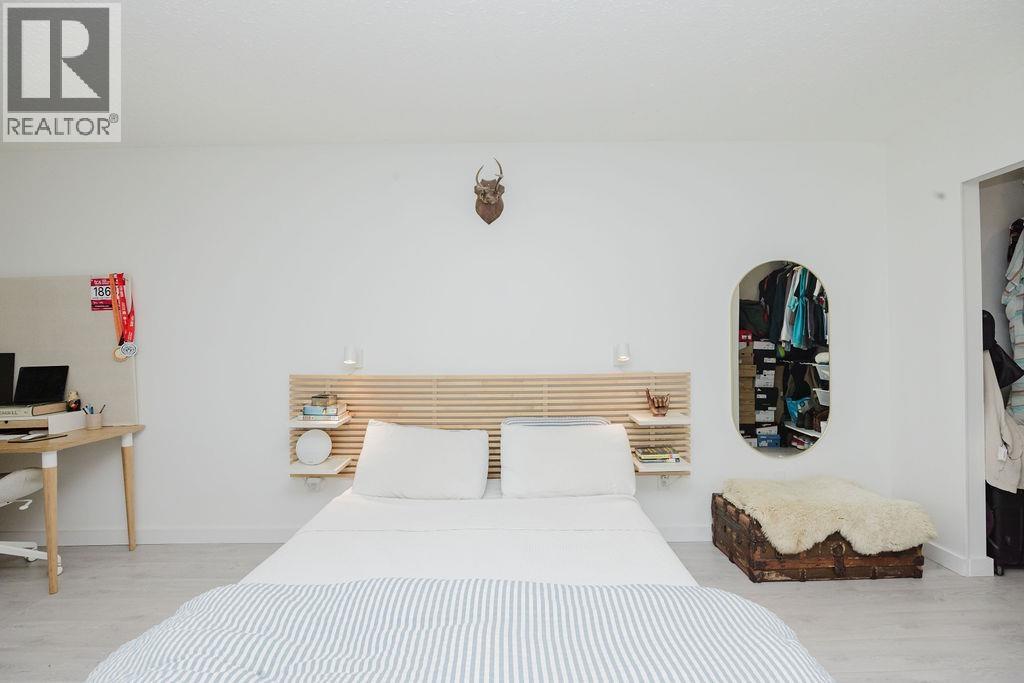 5 623 FARNHAM ROAD, Gibsons