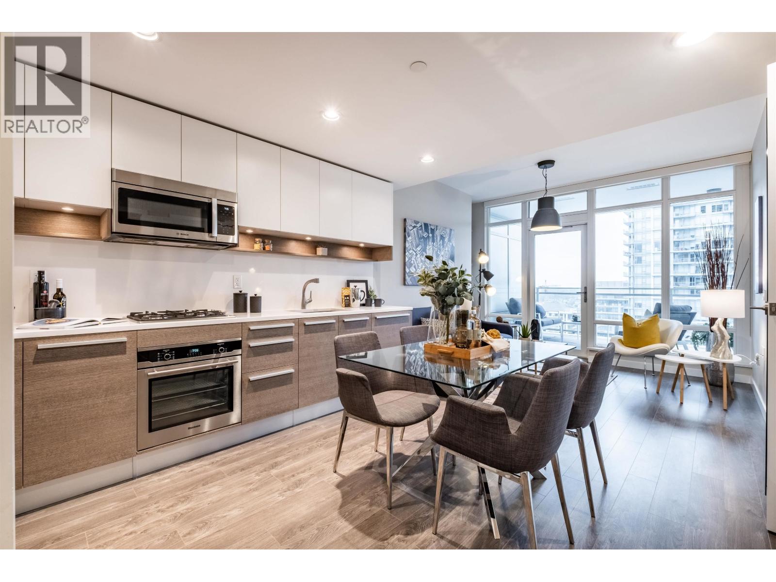 3302 4485 SKYLINE Drive - photo 2