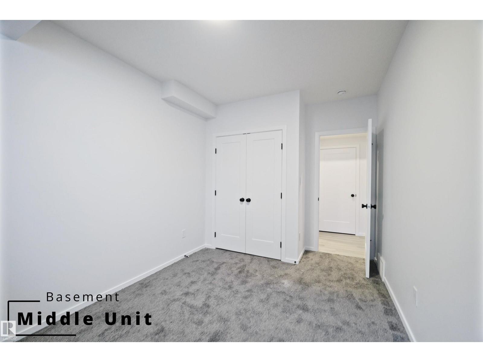 7694 174A AV NW, Edmonton