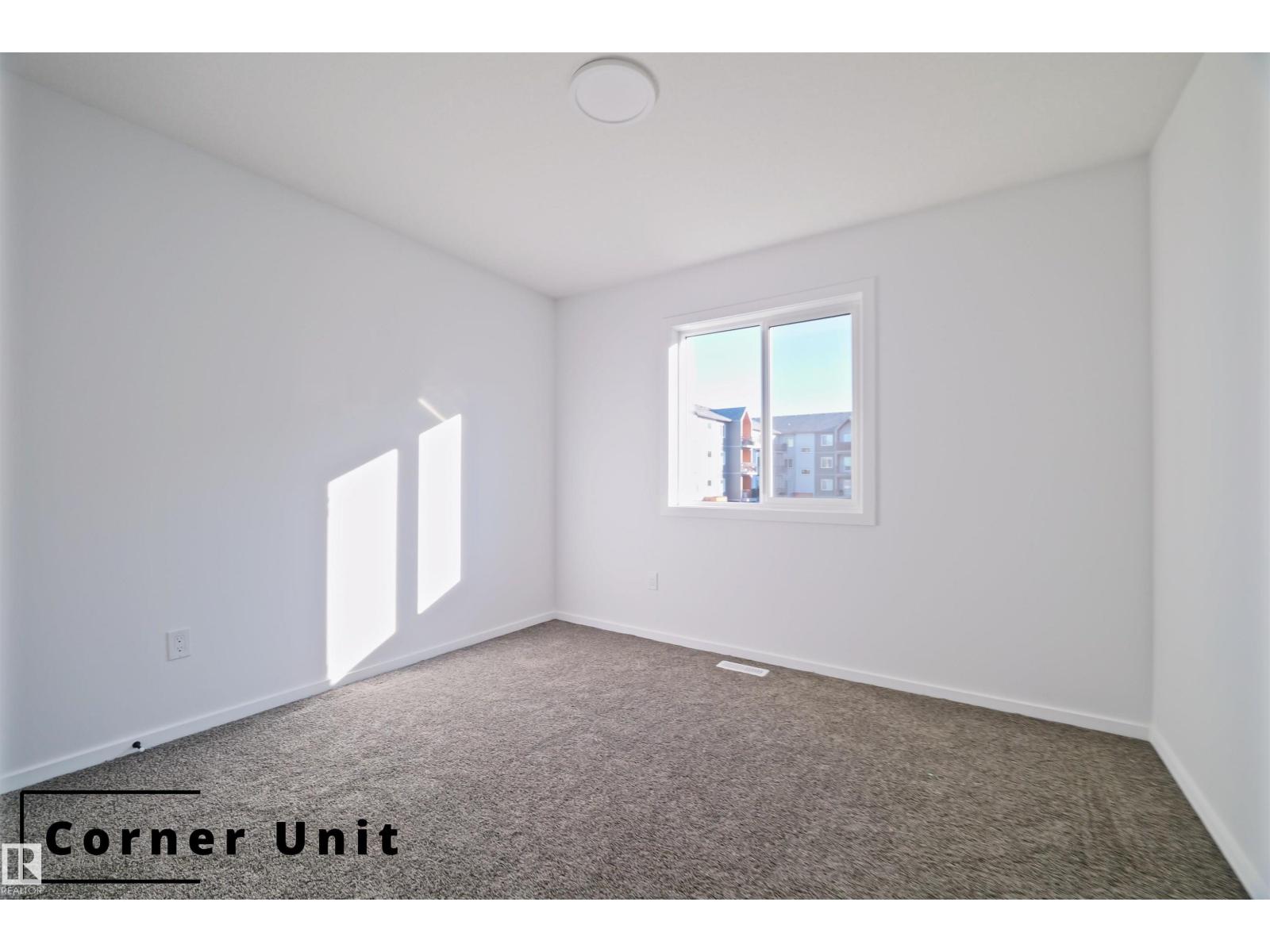 7694 174A AV NW, Edmonton