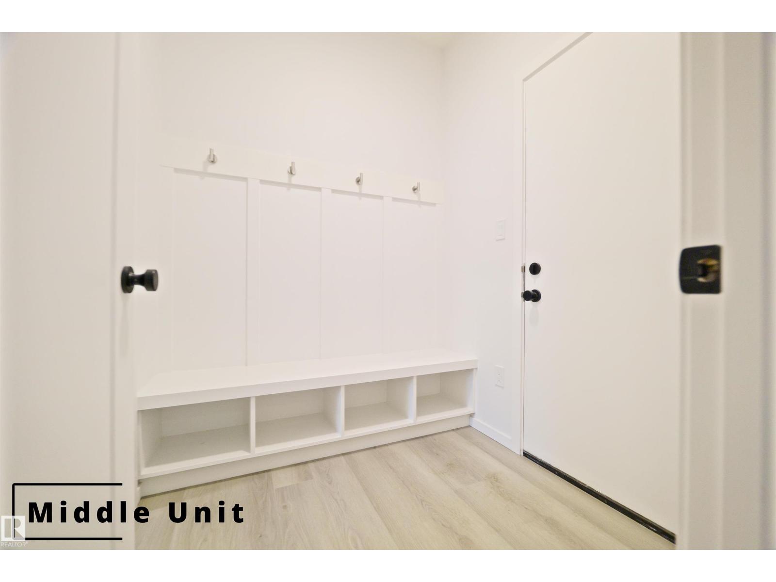 7694 174A AV NW, Edmonton