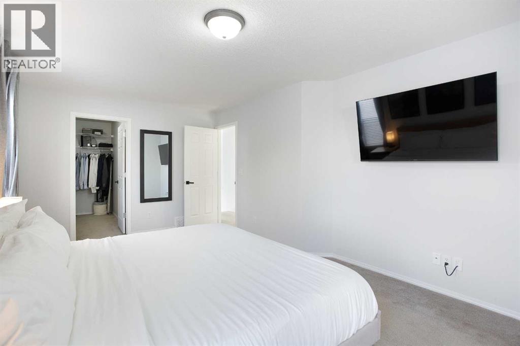 Single Family House for Sale in  Springborough Point SW Springbank Hill Calgary 