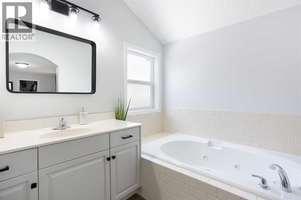 Single Family House for Sale in  Springborough Point SW Springbank Hill Calgary 