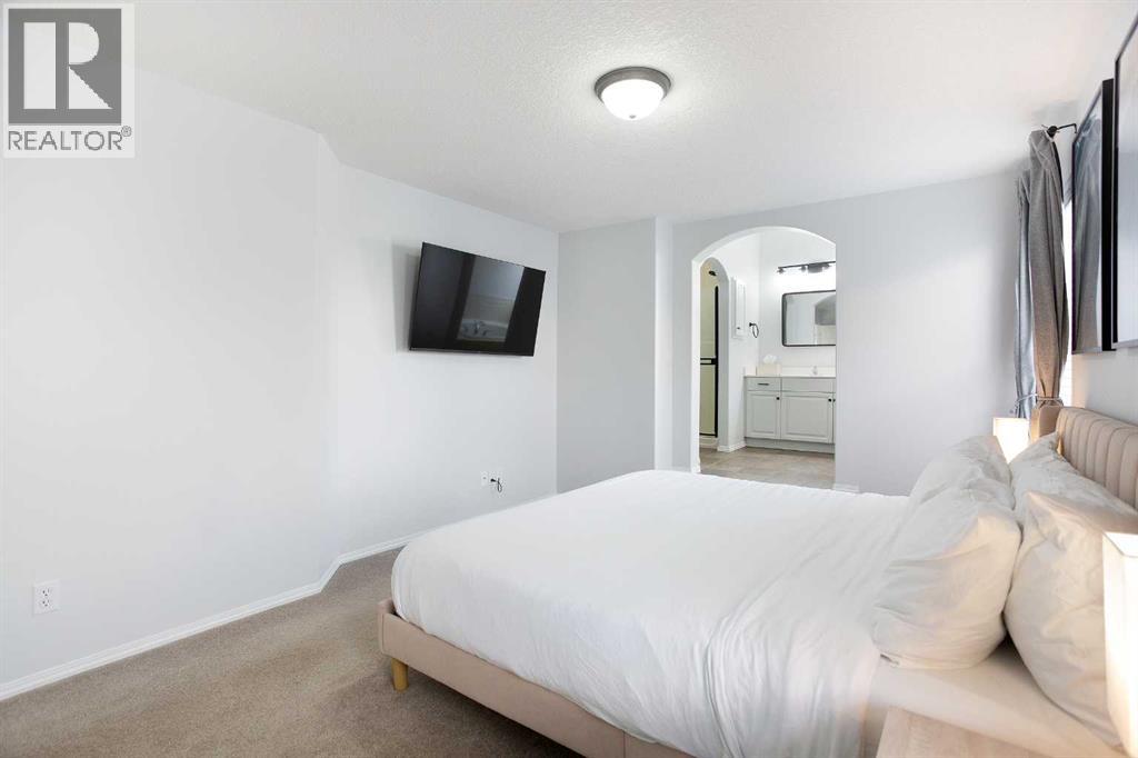 Single Family House for Sale in  Springborough Point SW Springbank Hill Calgary 