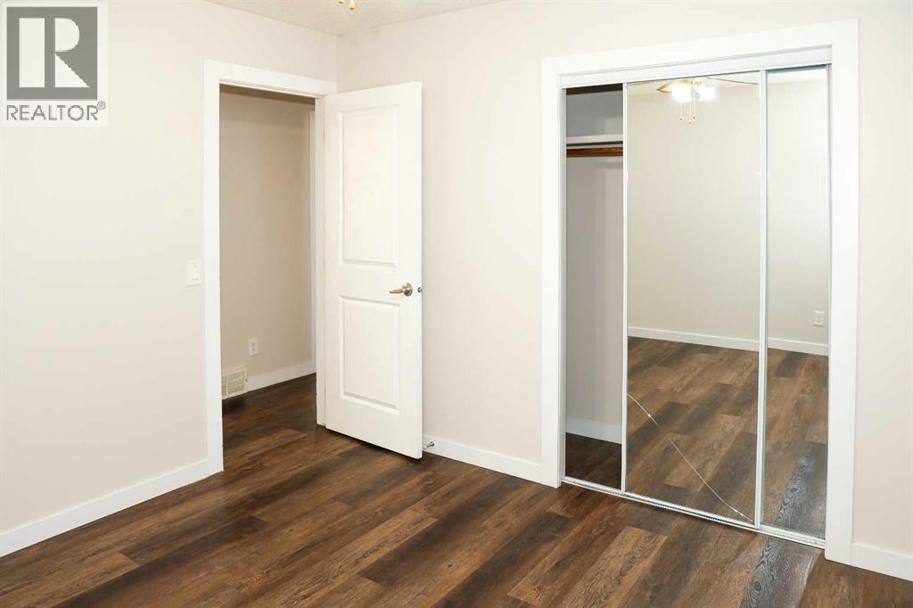 Single Family House Bungalow for Sale in  Pensville Road SE Penbrooke Meadows Calgary 