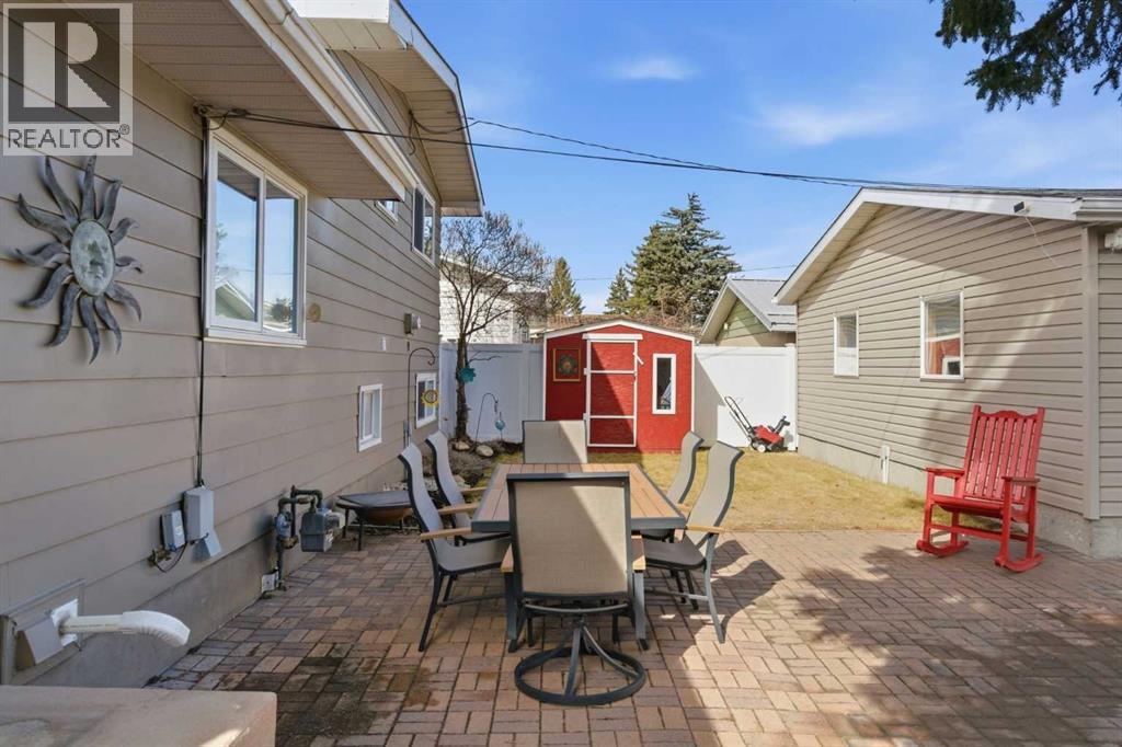 Single Family House 4 Level for Sale in  Athens Road SE Acadia Calgary 