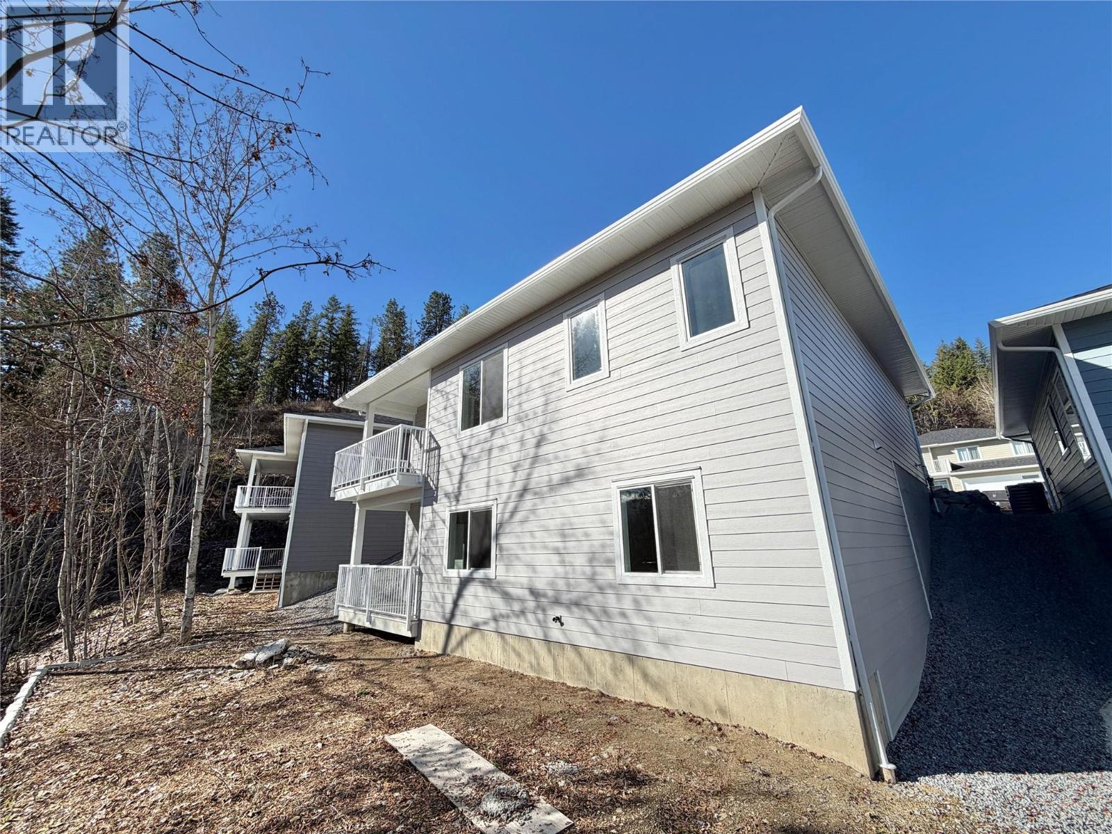 #103 806 CLIFF AVENUE - 5