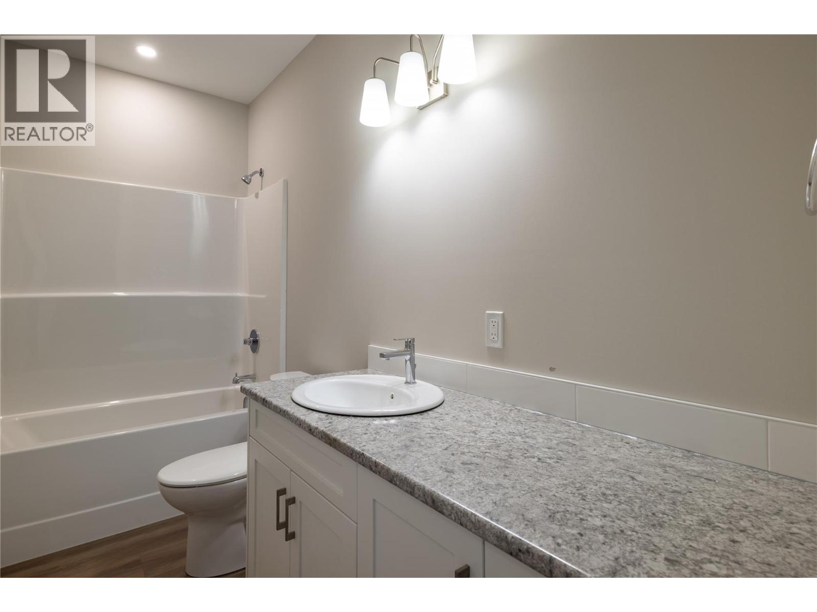 #103 806 CLIFF AVENUE - 45