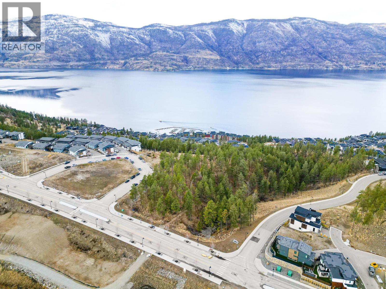  1810 Hilltop Crescent, Kelowna