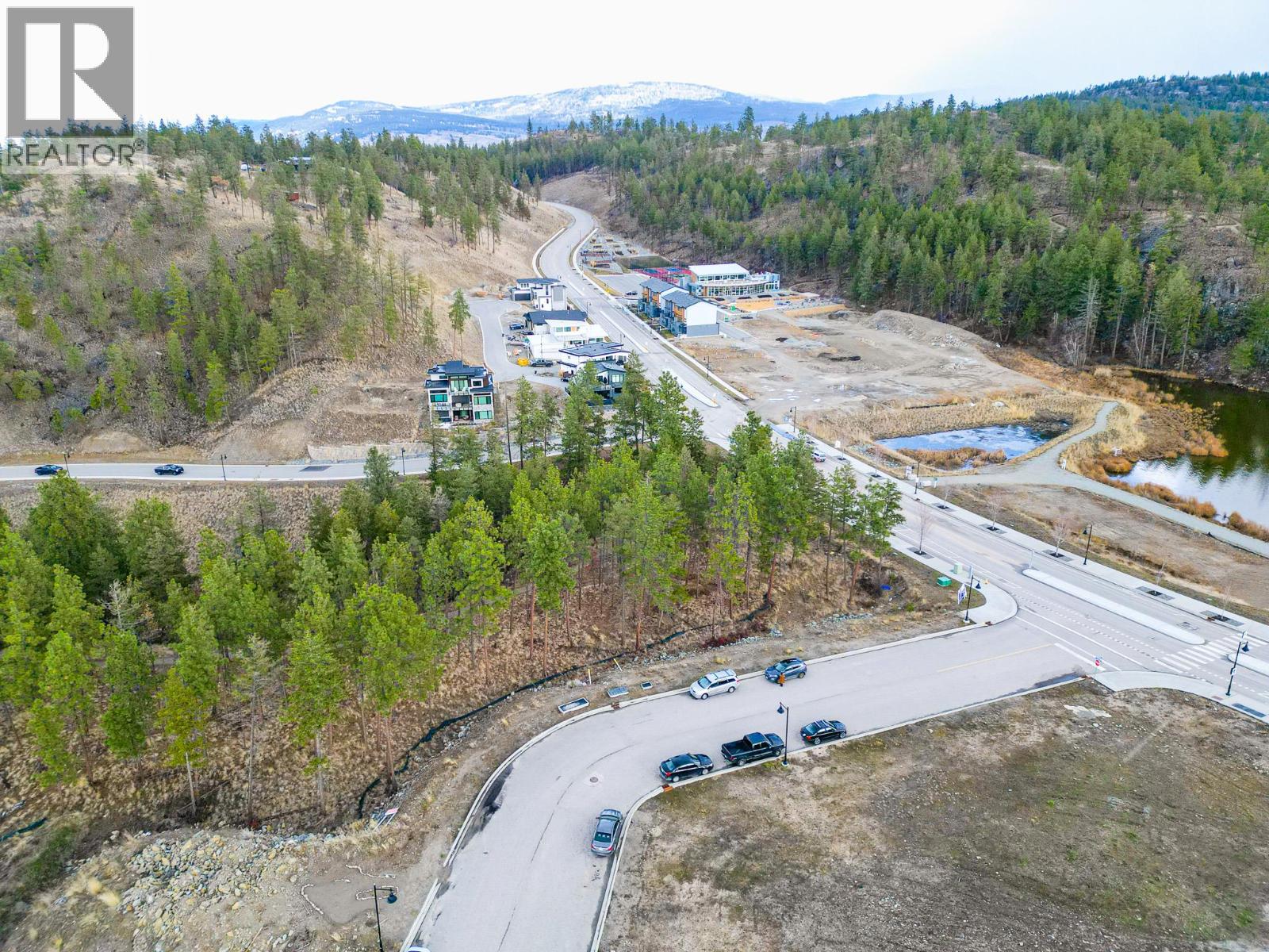  1810 Hilltop Crescent, Kelowna