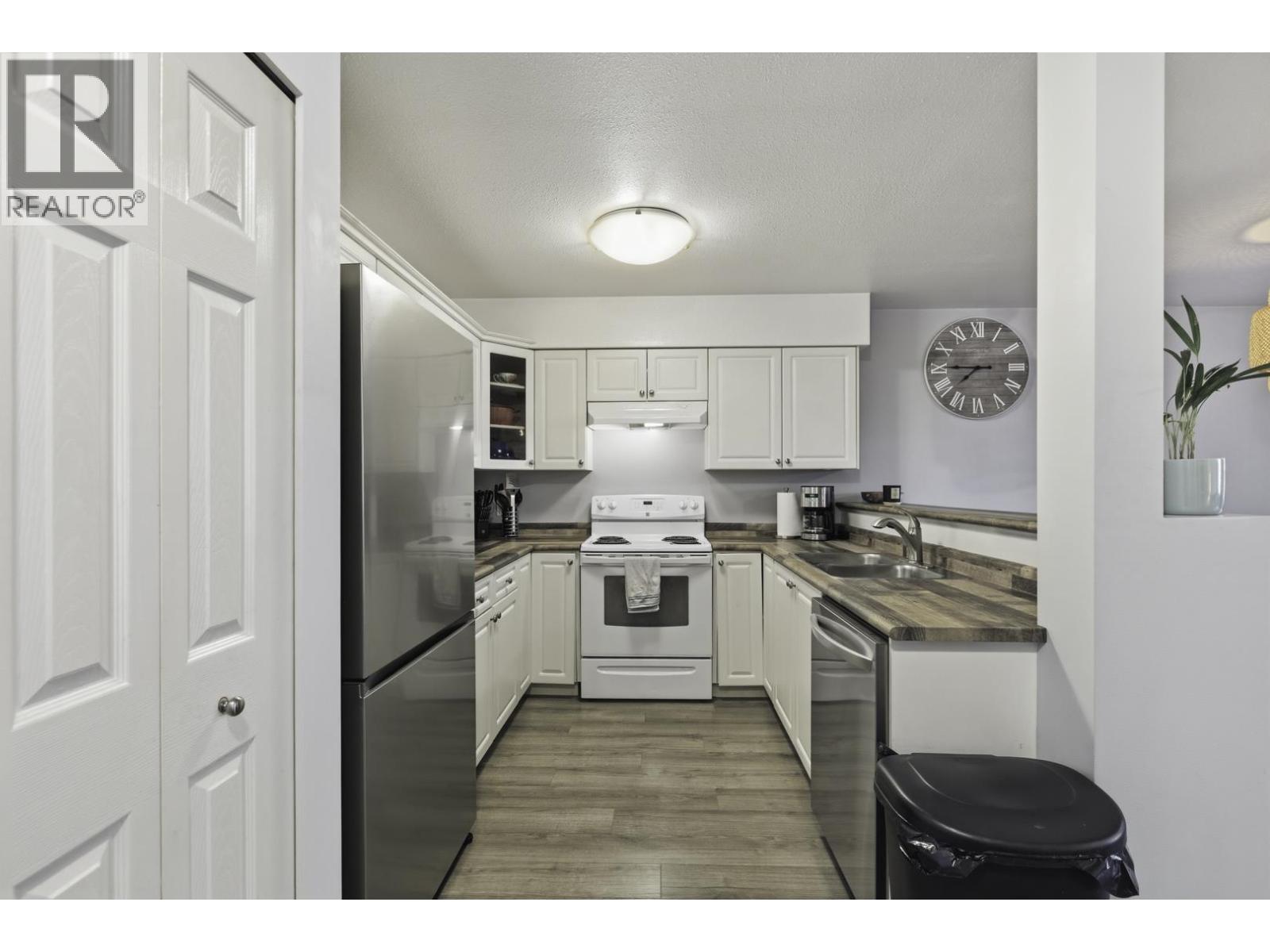 47 735 PARK ROAD, Gibsons