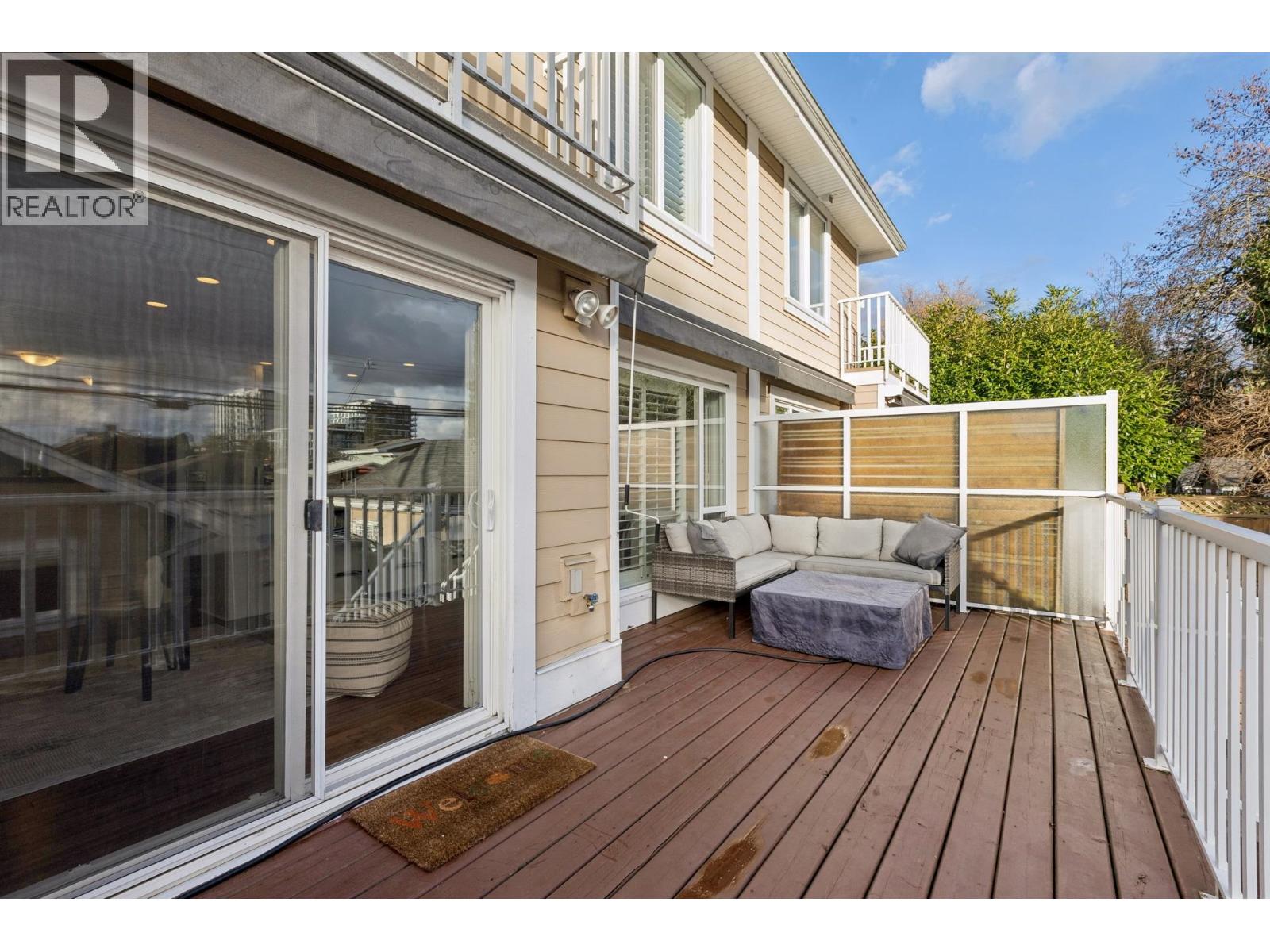 205 E 18TH STREET
