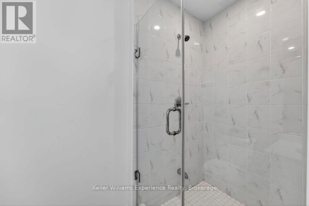 192 MUIRFIELD DRIVE — photo 21