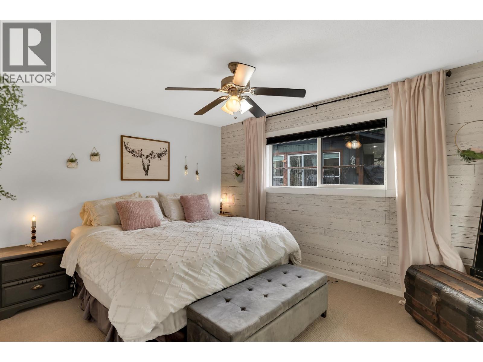 38101 CHESTNUT AVENUE, Squamish