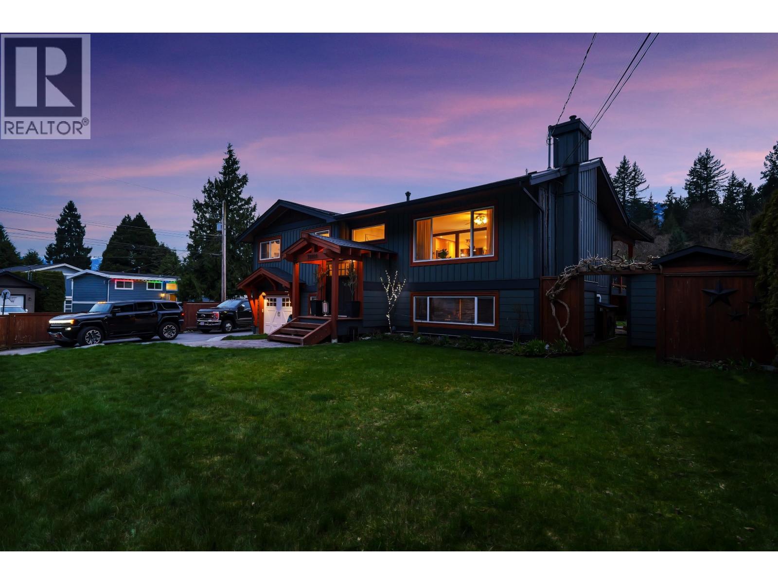 38101 CHESTNUT AVENUE, Squamish