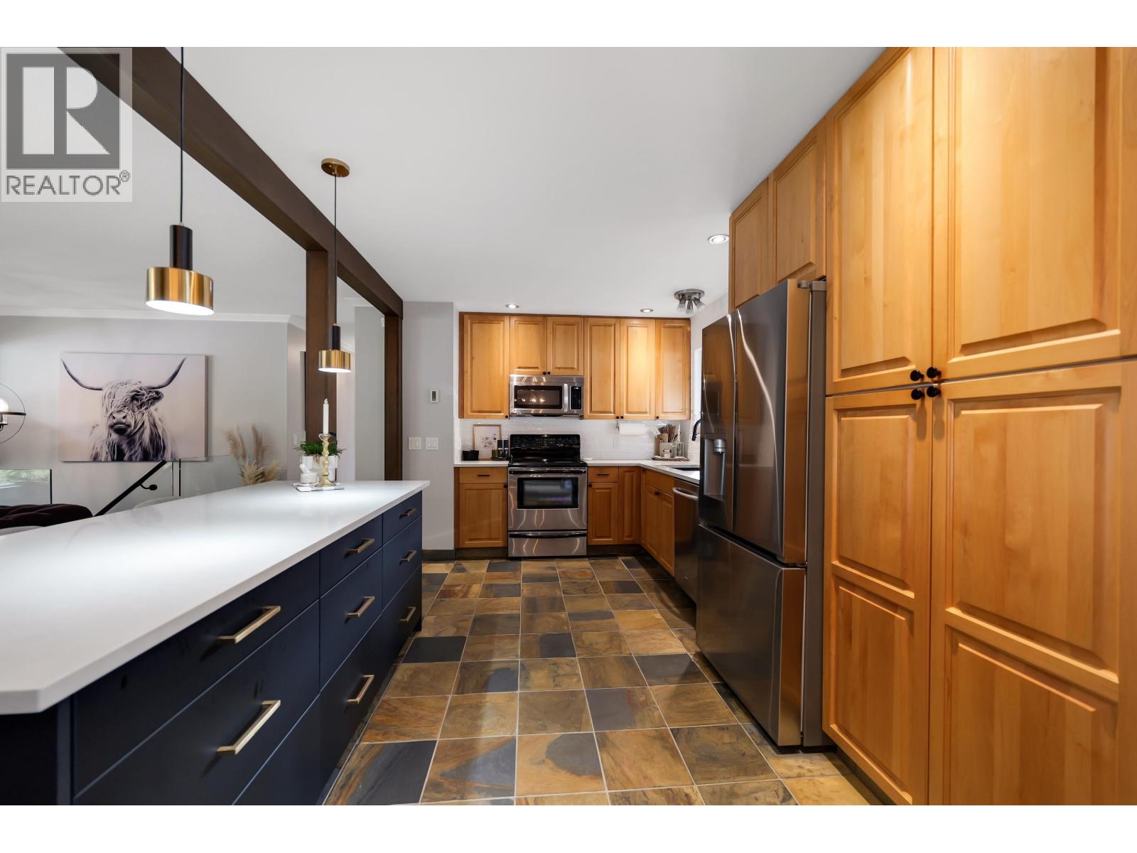 38101 CHESTNUT AVENUE, Squamish