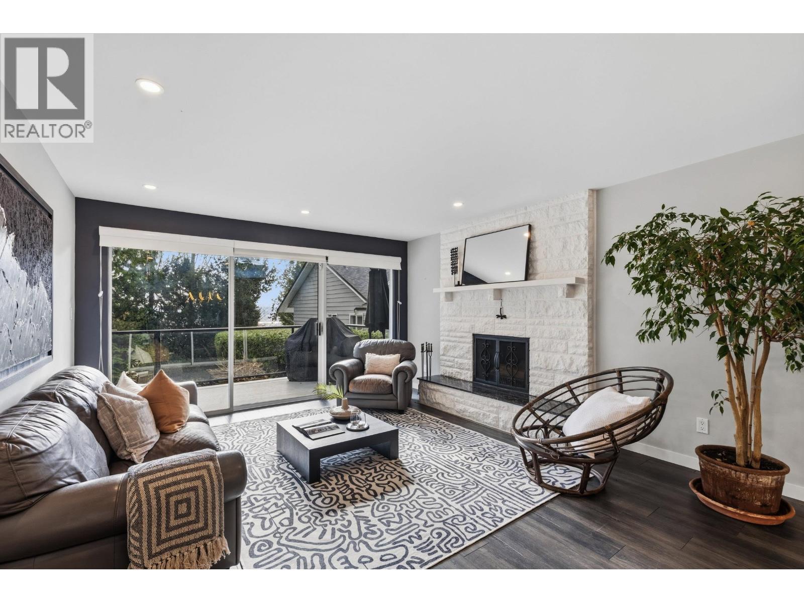 363 DARTMOOR DRIVE