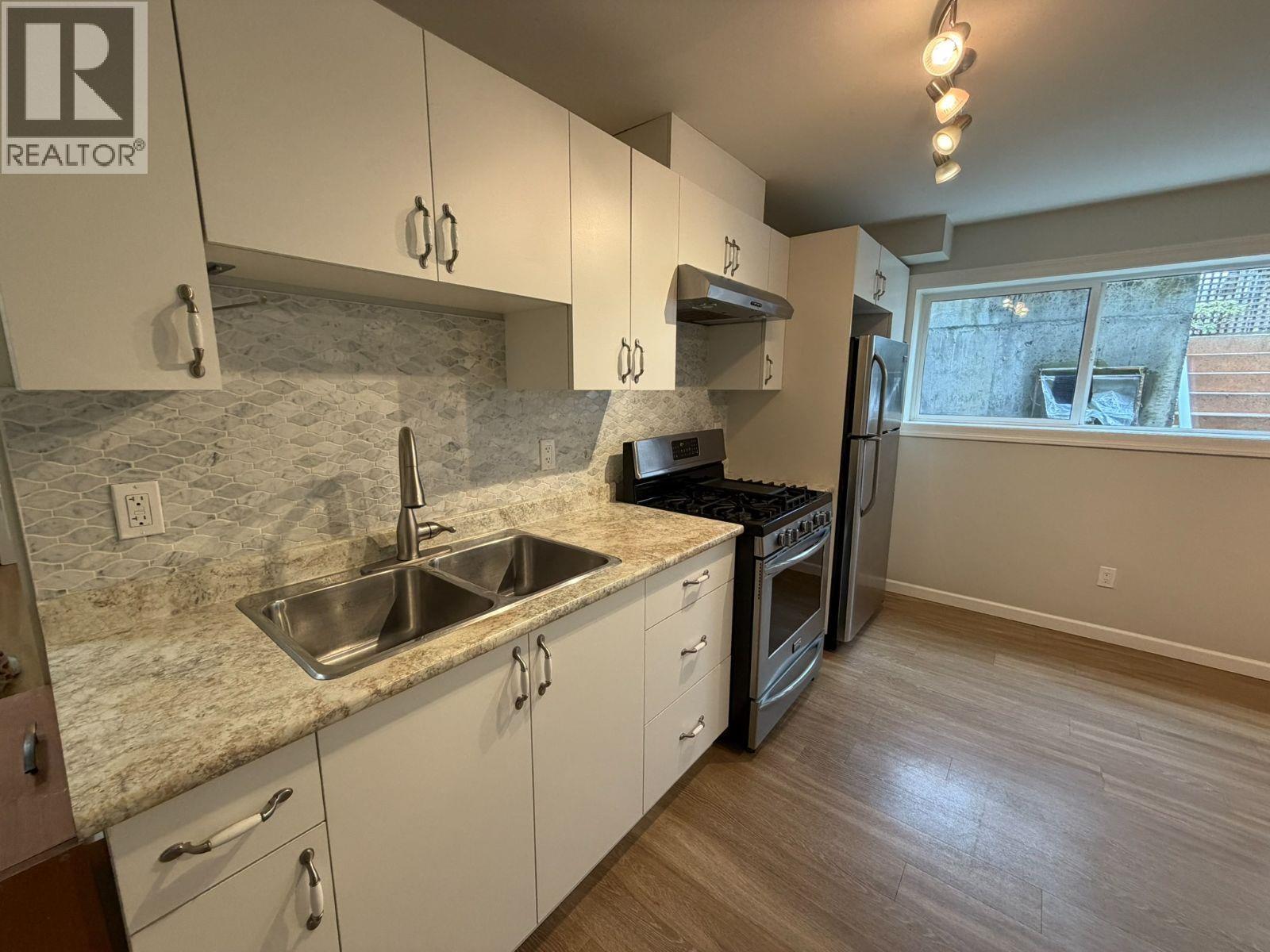 226 GIFFORD PLACE, New Westminster