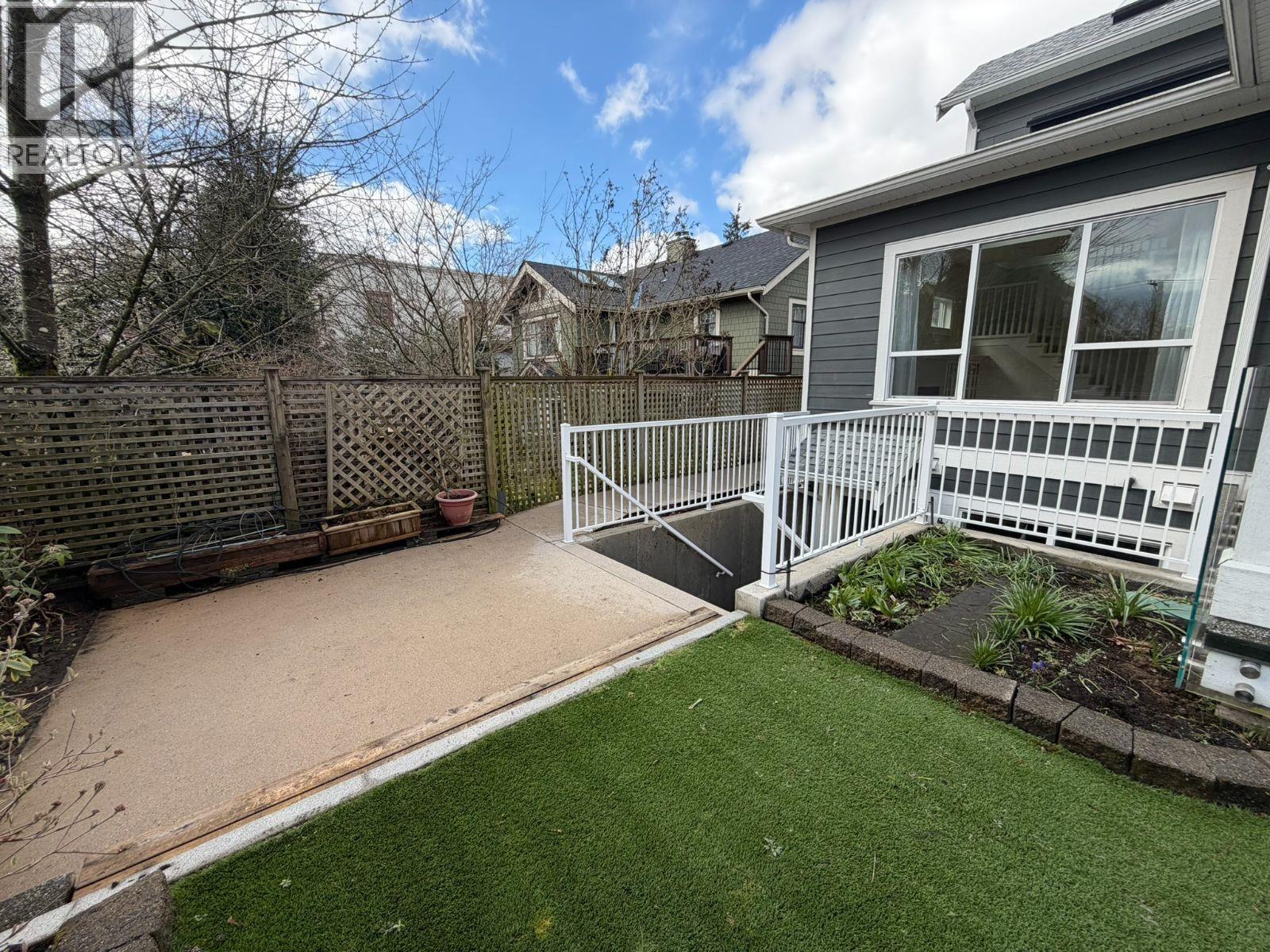 226 GIFFORD PLACE, New Westminster