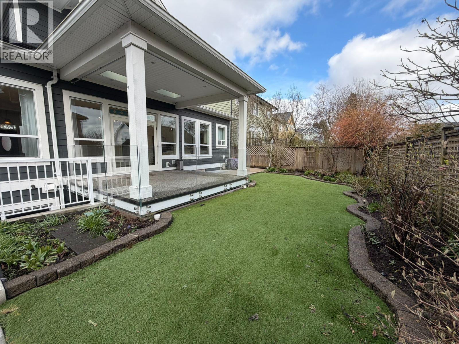 226 GIFFORD PLACE, New Westminster