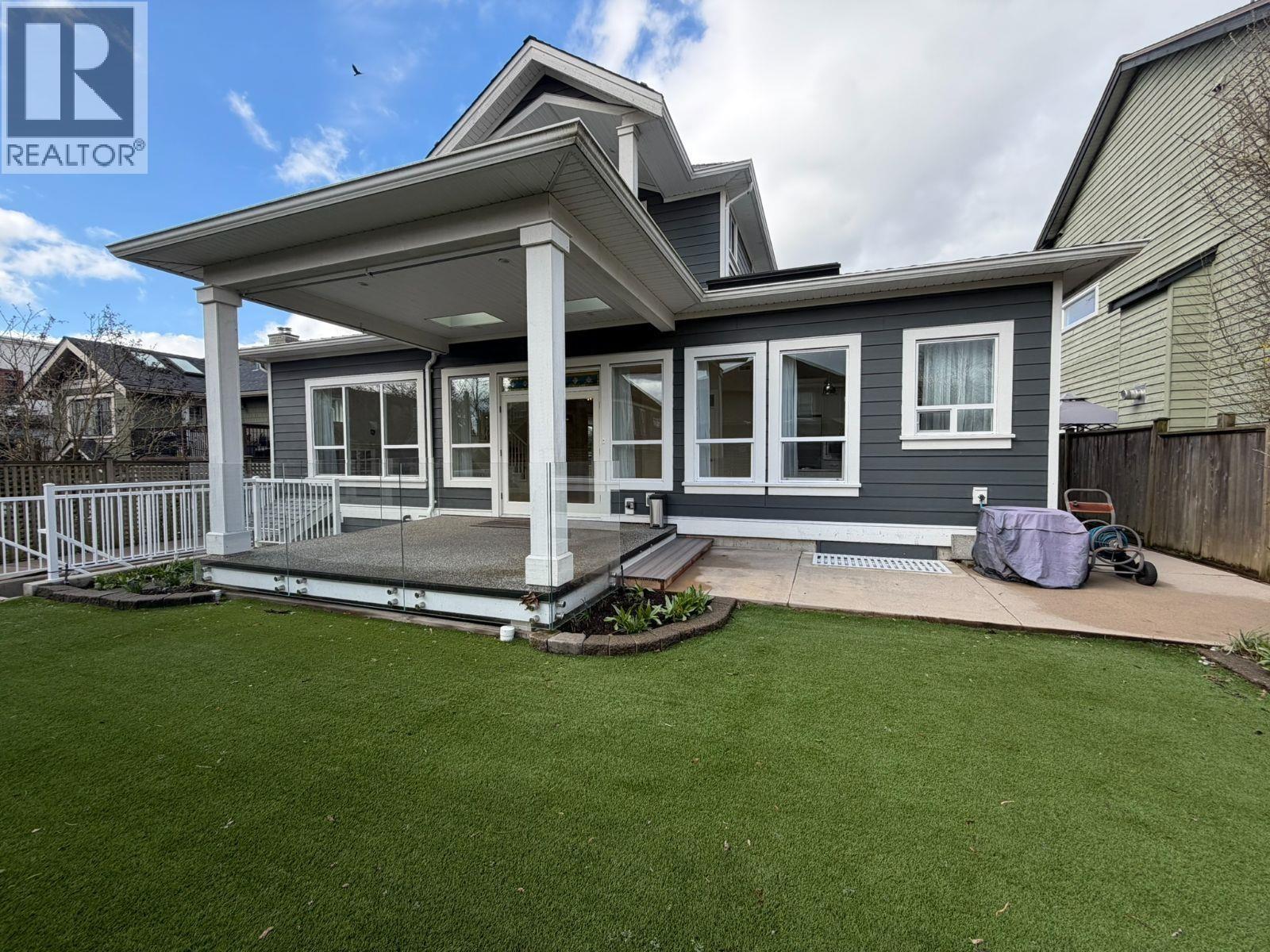 226 GIFFORD PLACE, New Westminster