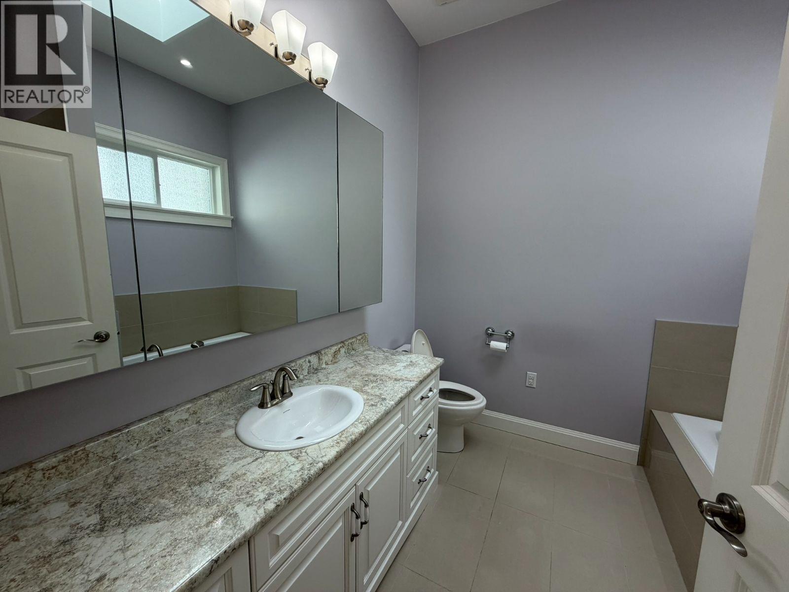 226 GIFFORD PLACE, New Westminster