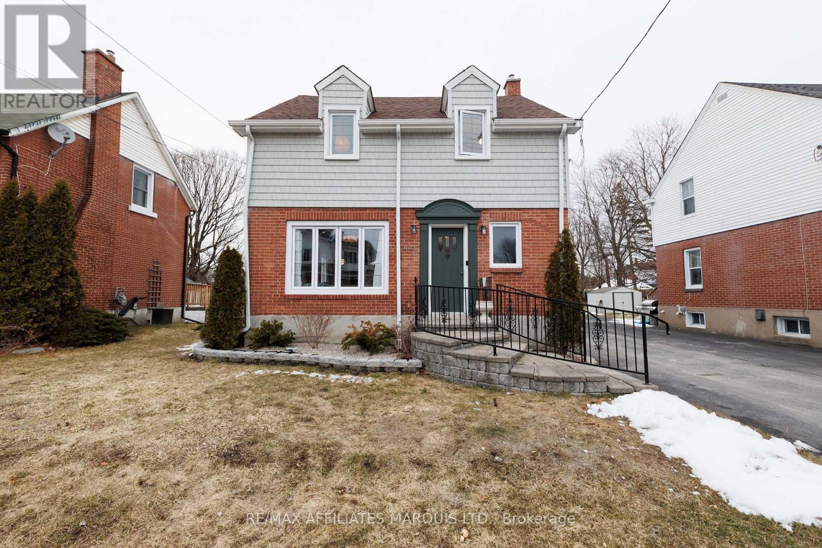 441 YORK STREET - 1