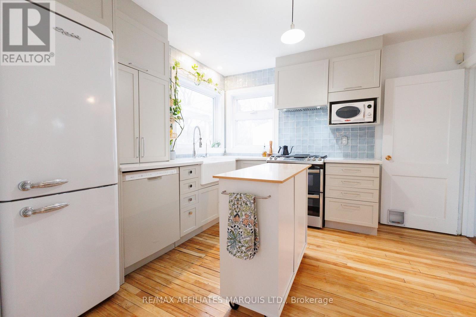 441 YORK STREET - 14
