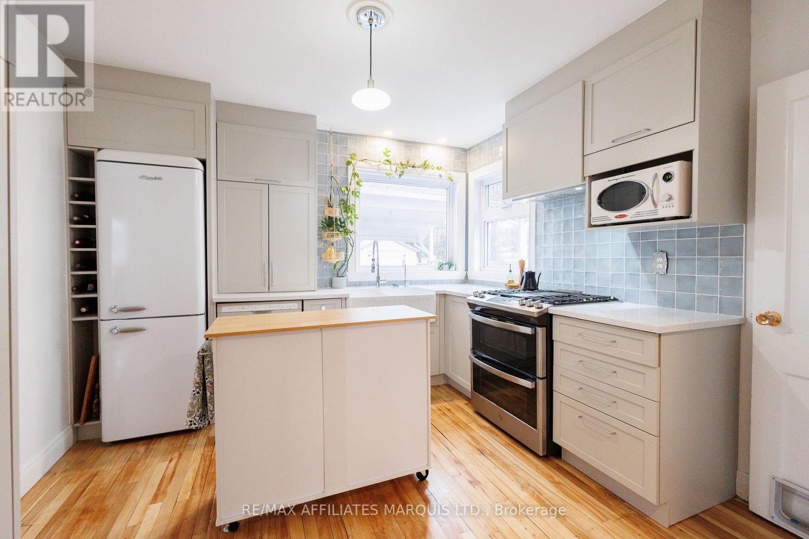 441 YORK STREET - 15