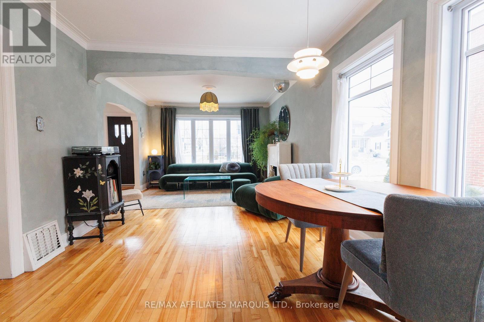 441 YORK STREET - 18