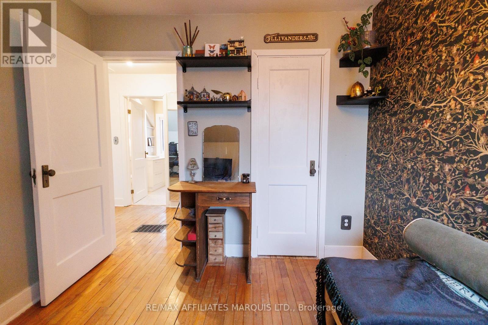 441 YORK STREET - 34