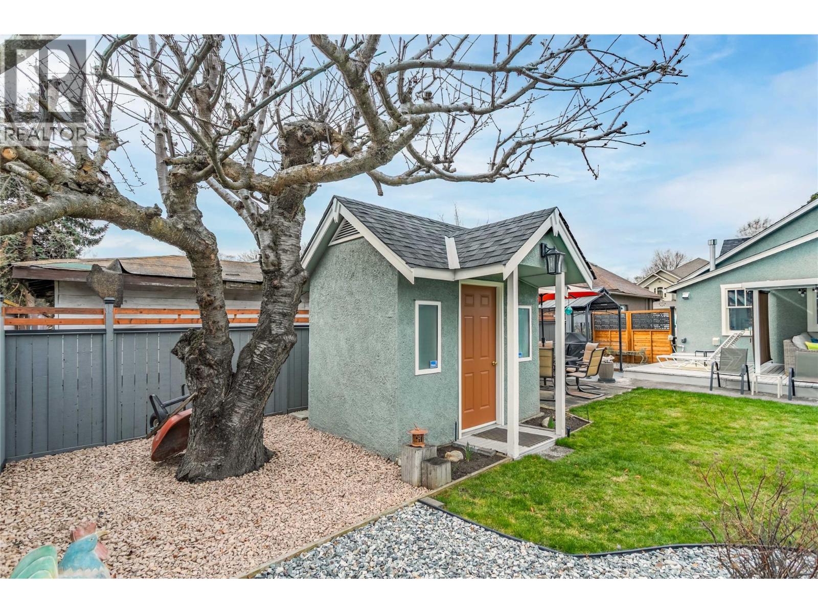 457 Patterson Avenue, Kelowna