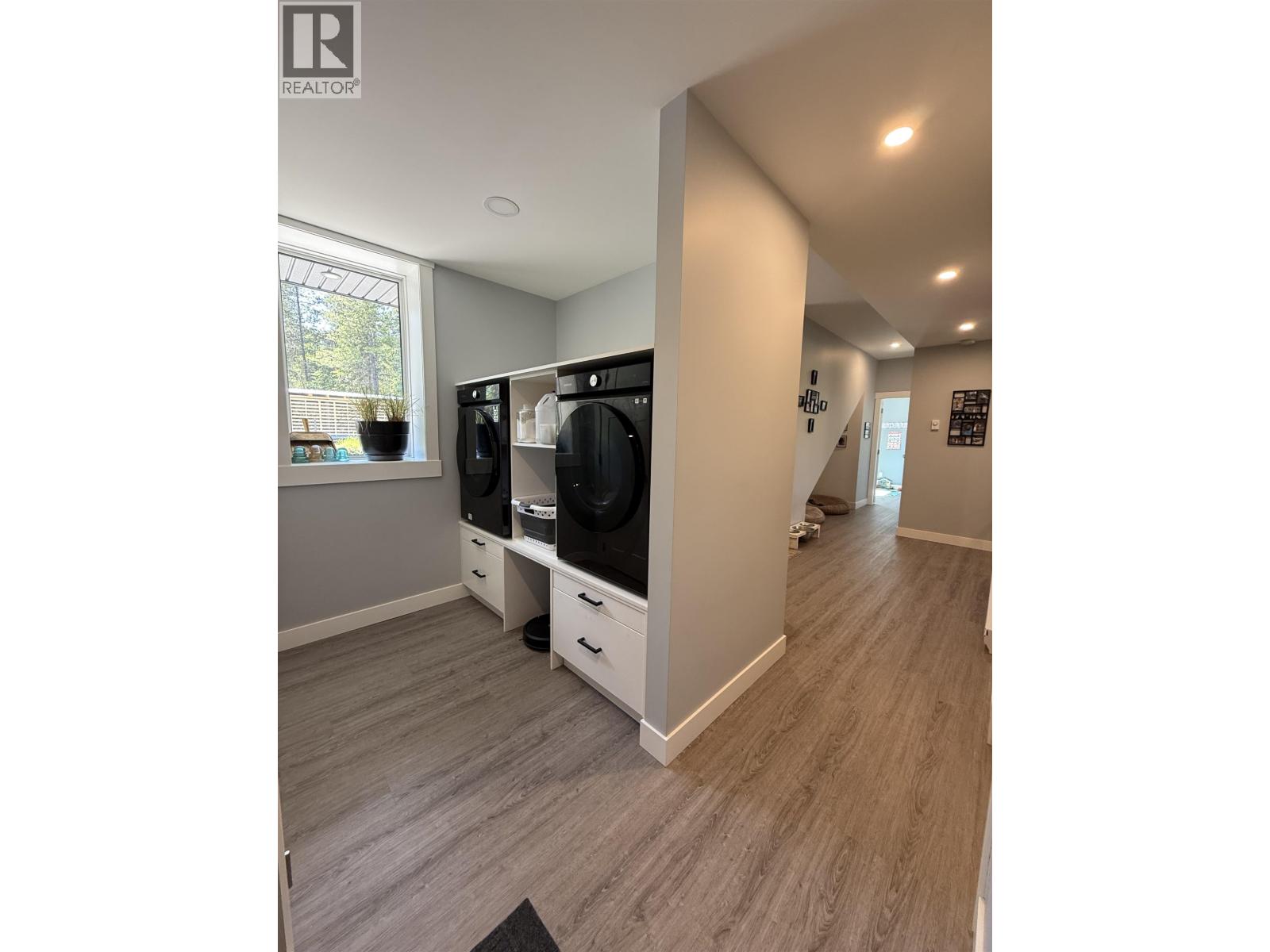 24151 RIVER Road, Smithers