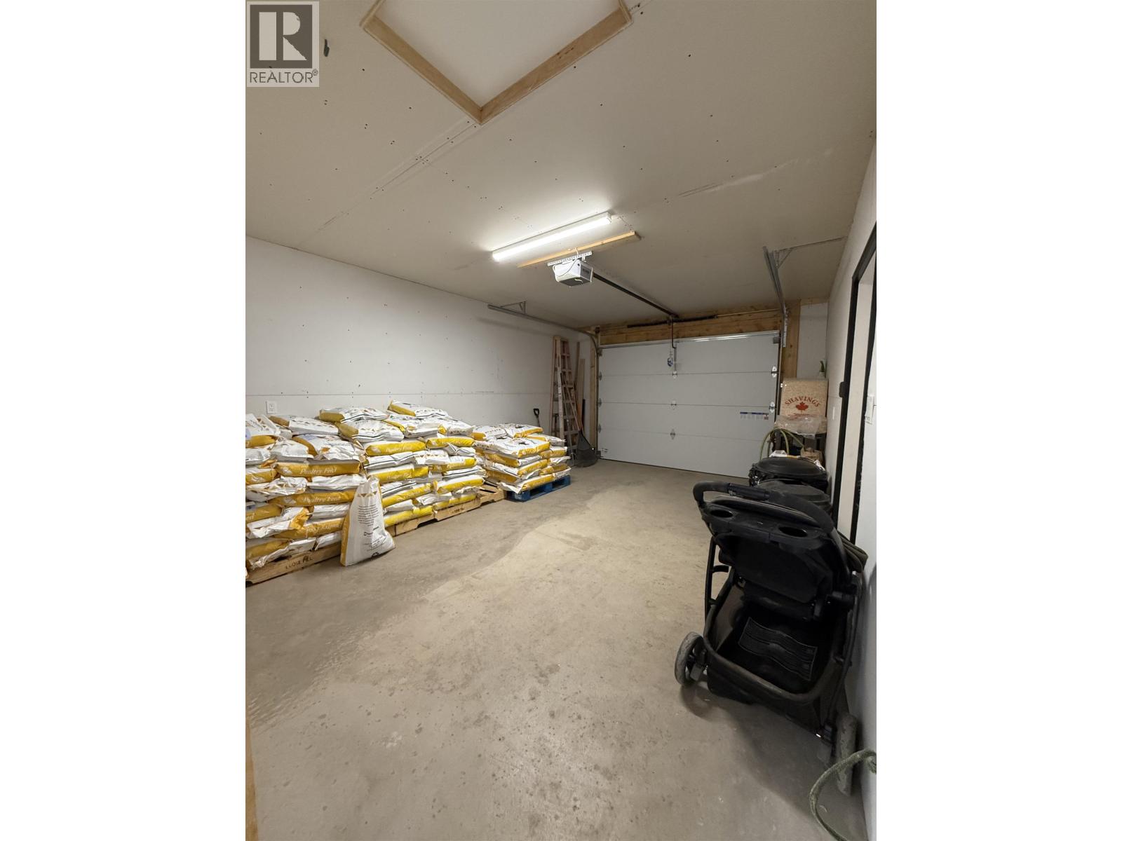 24151 RIVER Road, Smithers