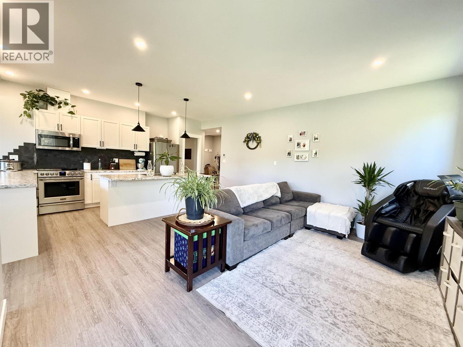 24151 RIVER Road, Smithers