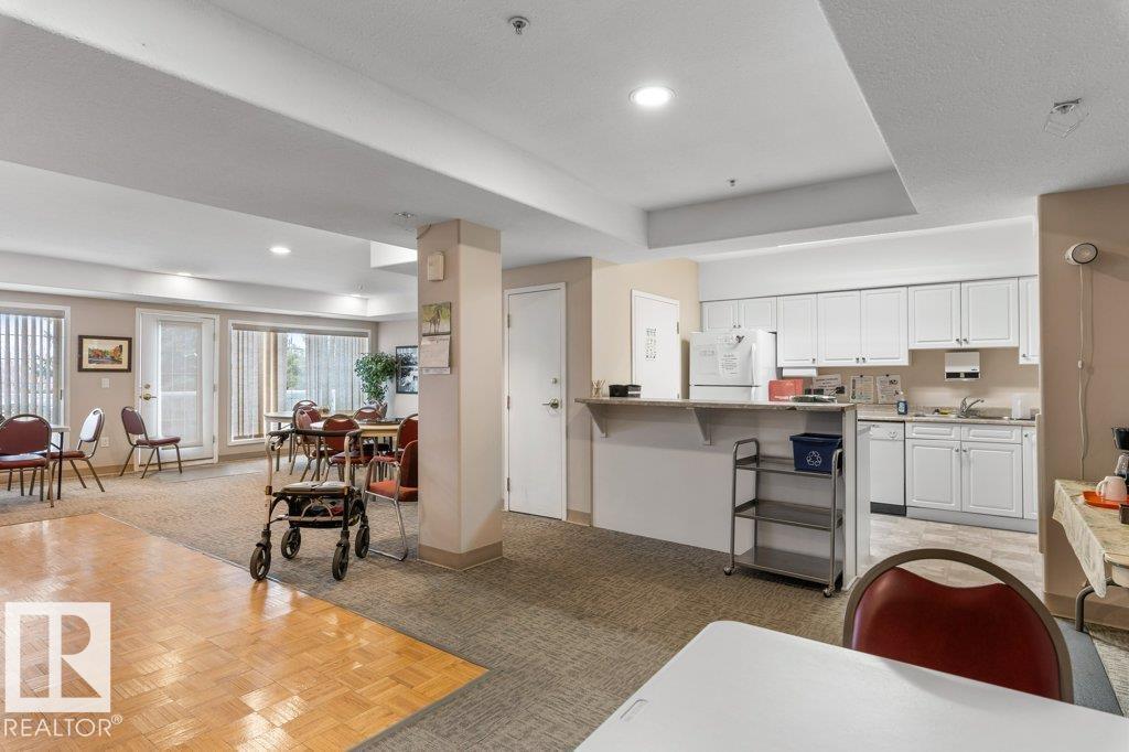 #238 2741 55 ST NW - 26