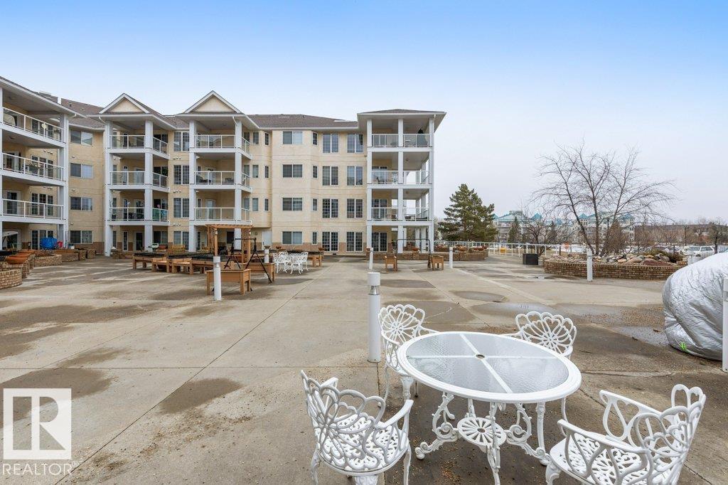 #238 2741 55 ST NW - 32