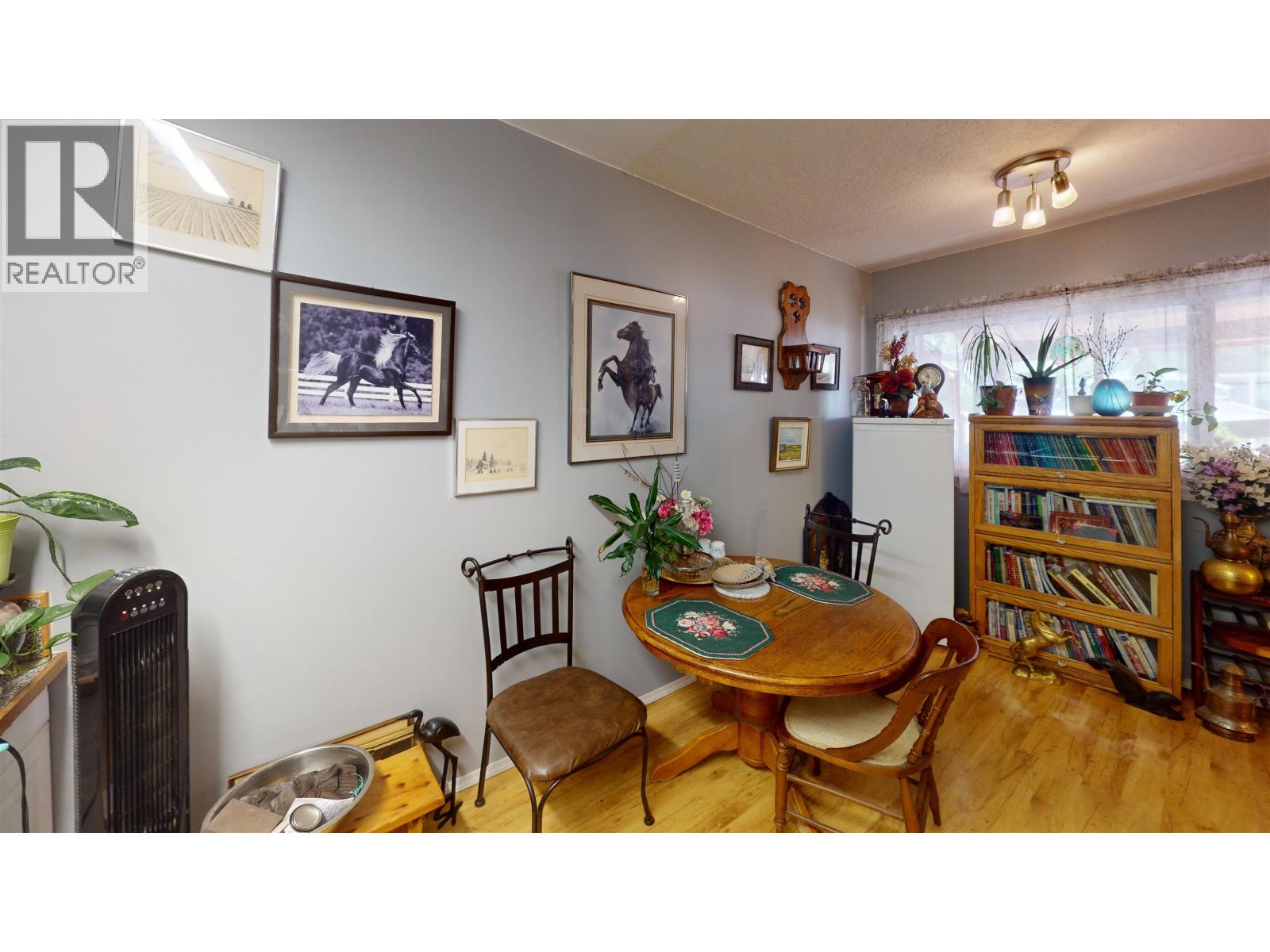 258 BOYD STREET - 13