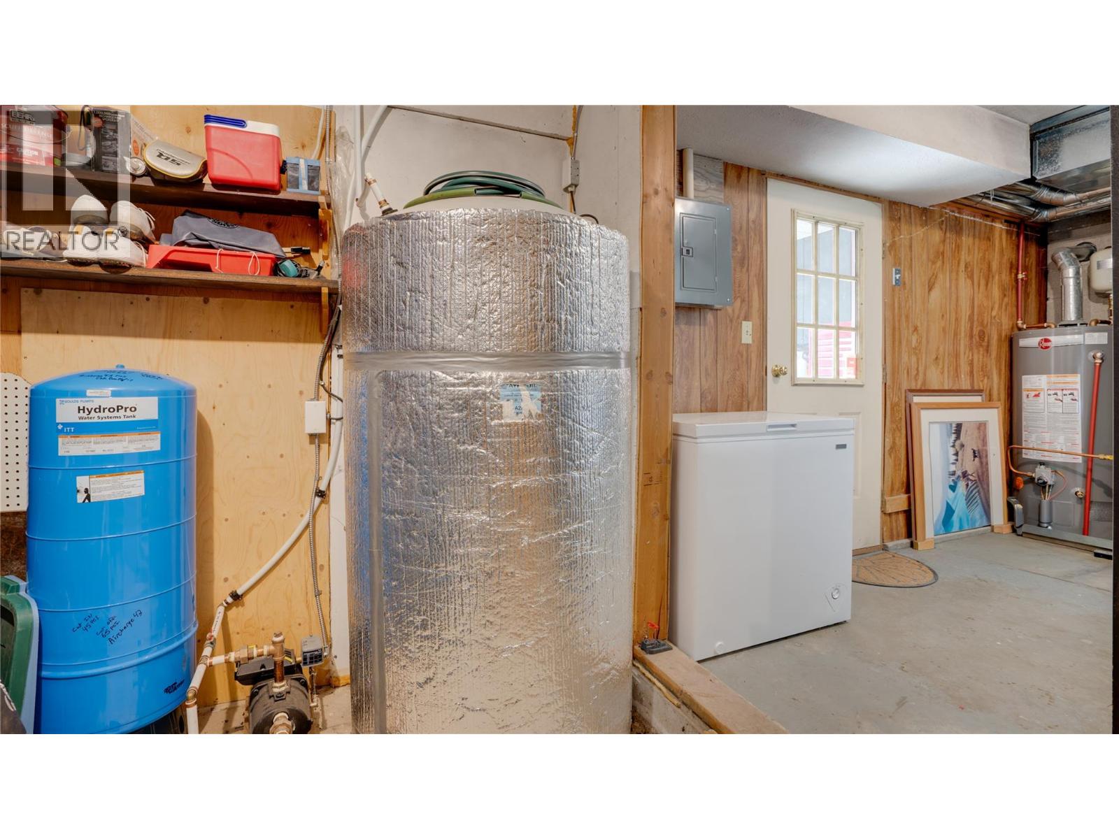 48 STROULGER ROAD - 42