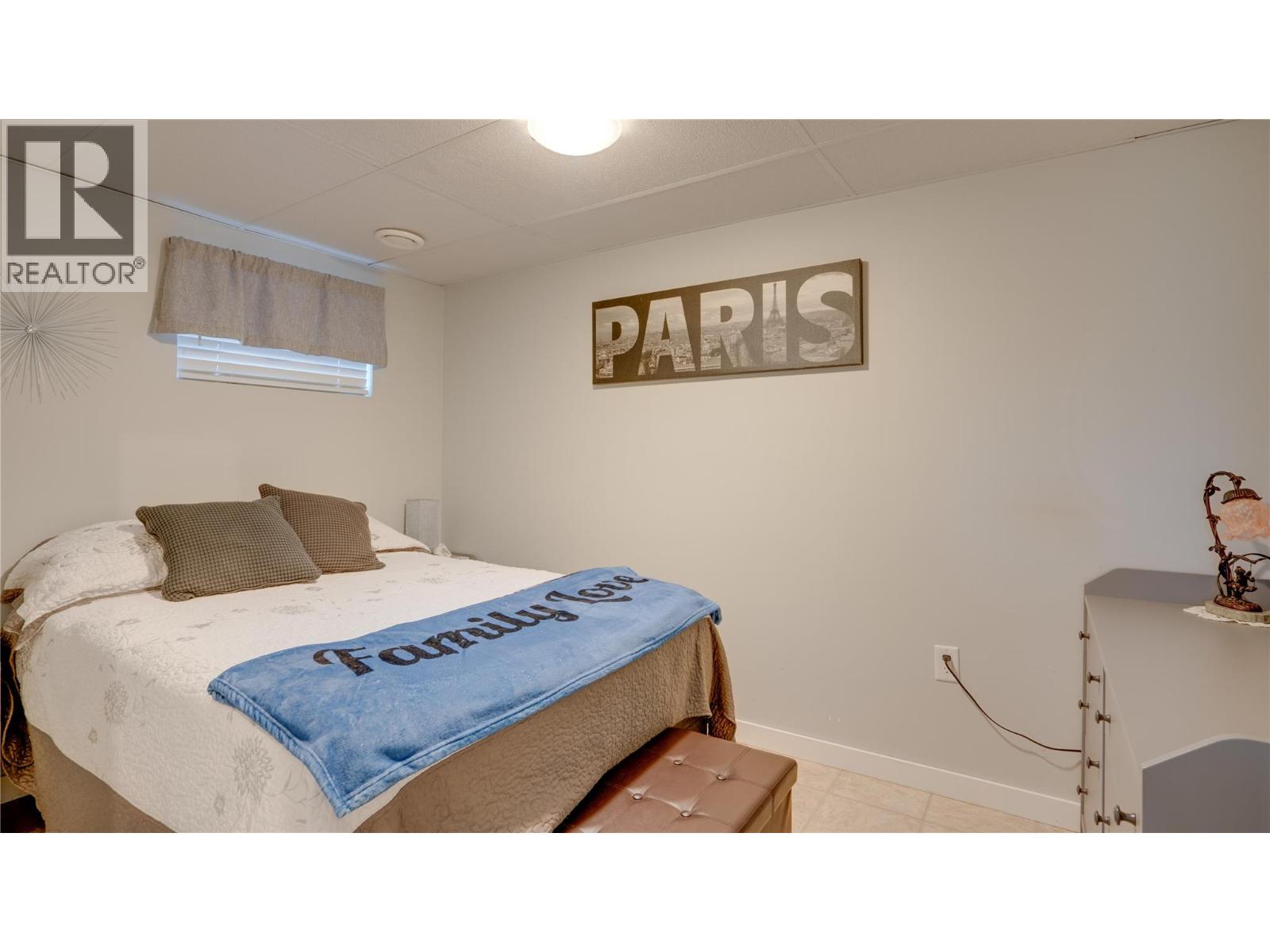 48 STROULGER ROAD - 18