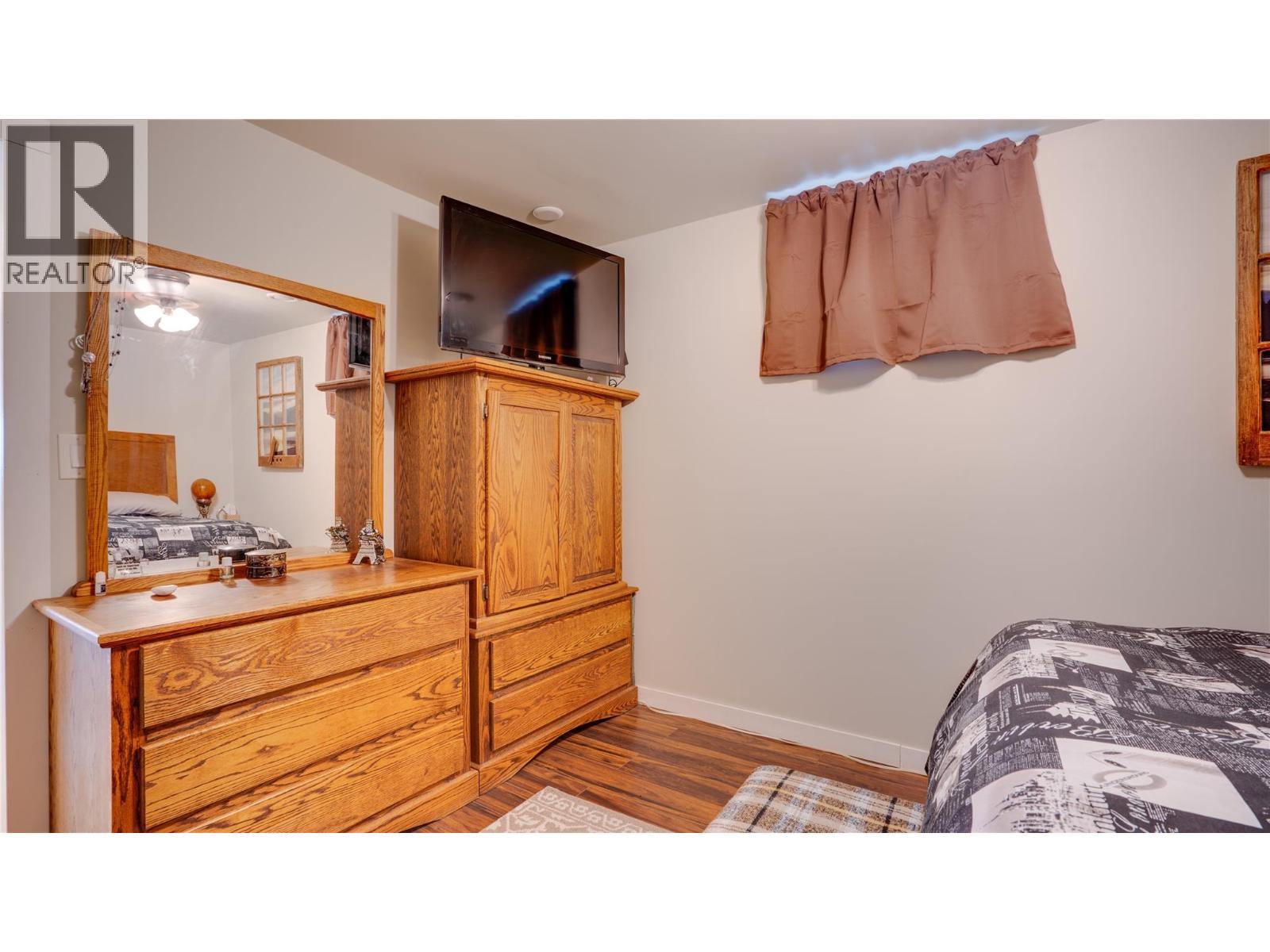 48 STROULGER ROAD - 17