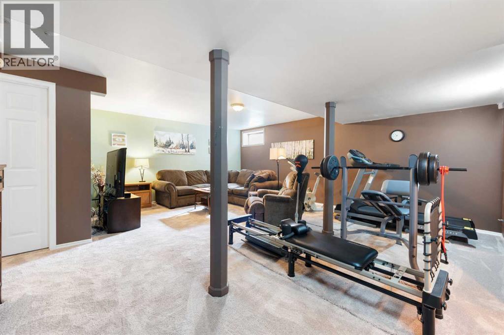 Single Family House for Sale in  Tuscany Valley View NW Tuscany Calgary 